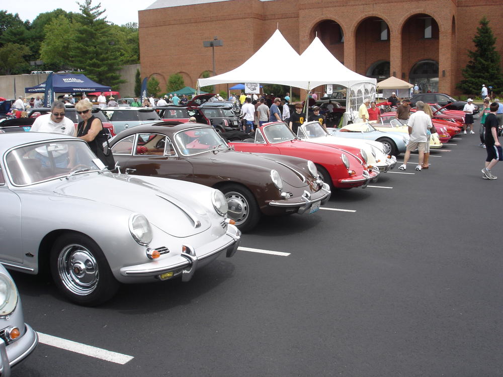 St Louis European Auto Show 356 Speedster, 550 Spyder, Replica